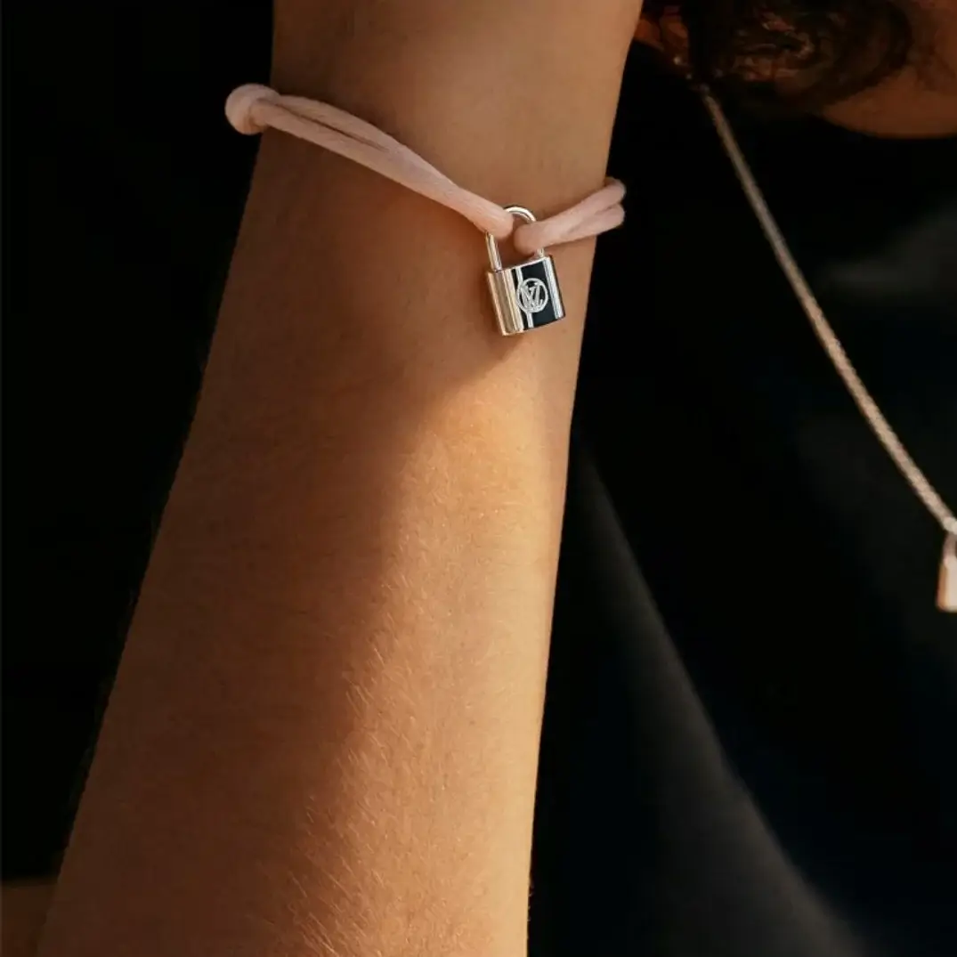 Silver Lockit Bracelet (Unicef Bracelet) 13384365519088933