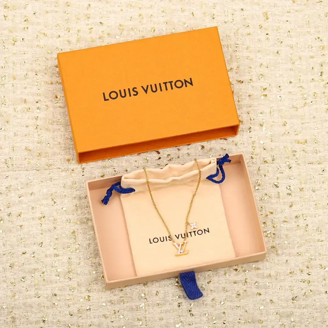 LV Iconic Enamel Necklace 13384368147957568