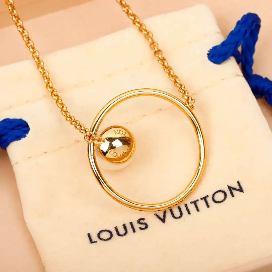 LV Eclipse Pearls Necklace 13384792623159923