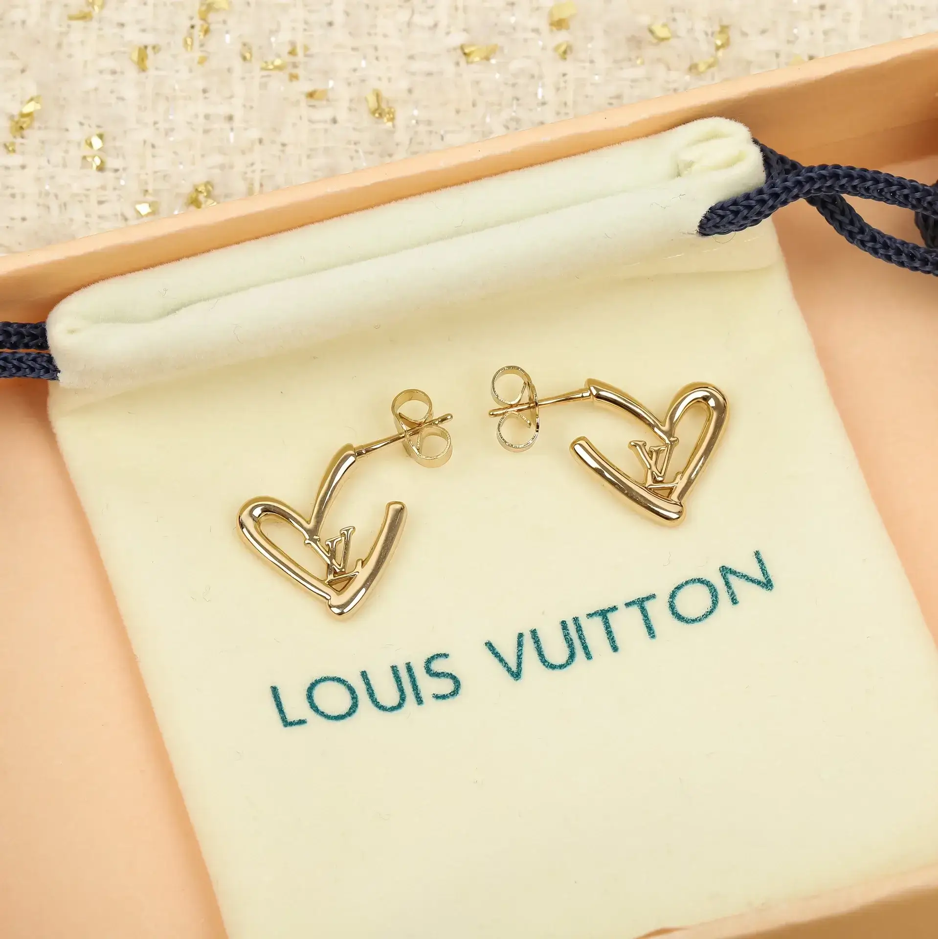 Louis Vuitton Fall in Love Earrings