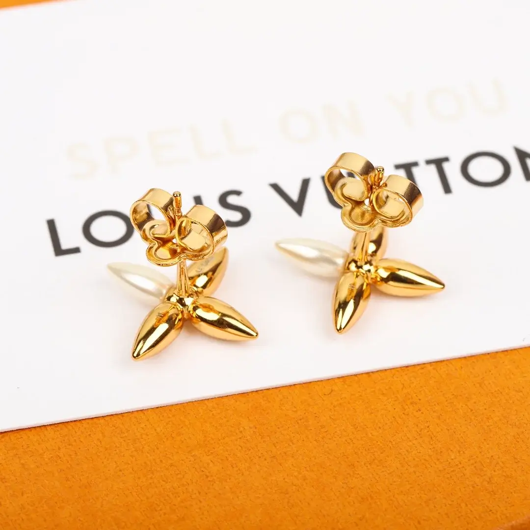 Louisette Earrings 13385386185785536