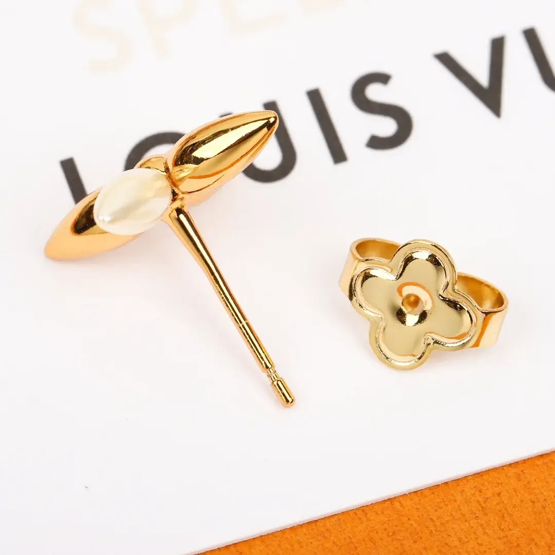 Louisette Earrings 13385386187104204