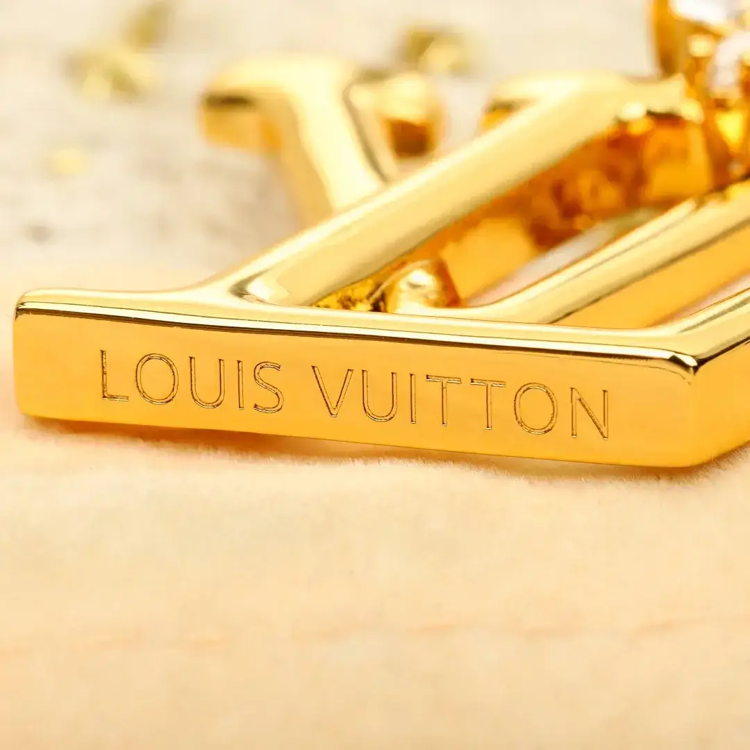 LV Brooch 13385566477206699