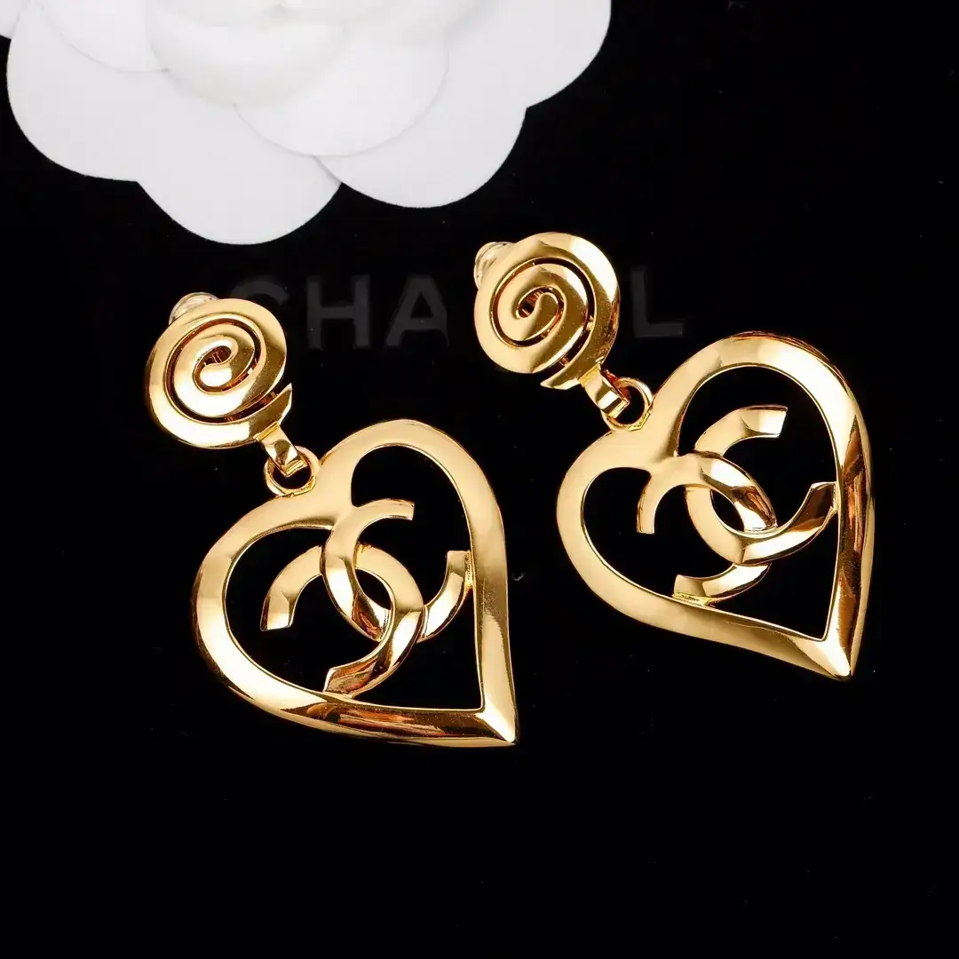 Gold Heart Earrings (ear clip) 13385741288205577