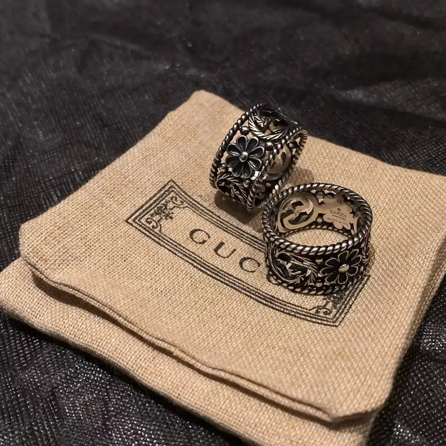 Gucci Interlocking G Flower Ring