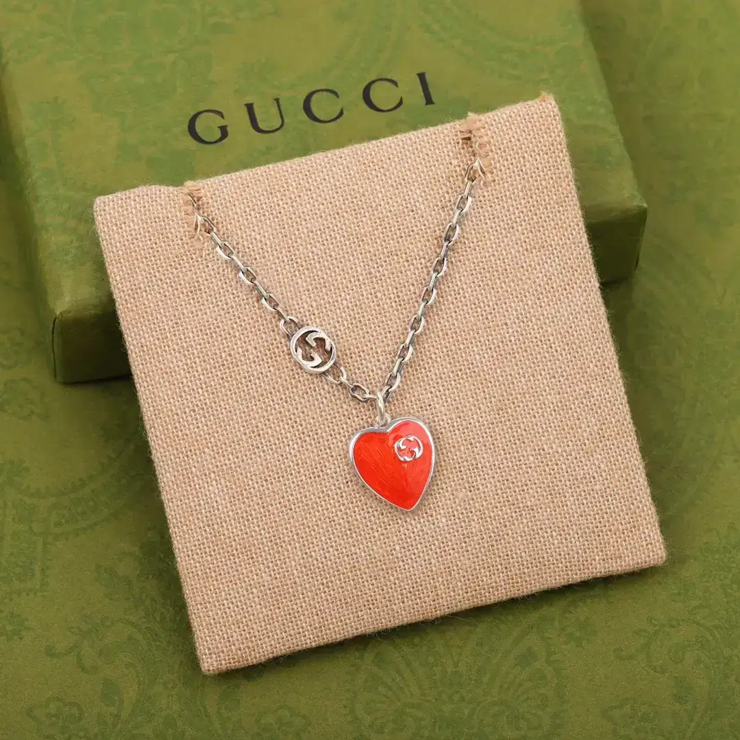 Interlocking G Gucci Heart Pendant Necklace