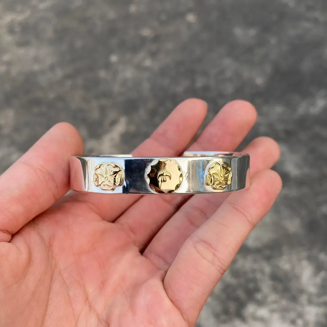 Double Rose Goro's Bangle - Luxury Fashion Bracelets