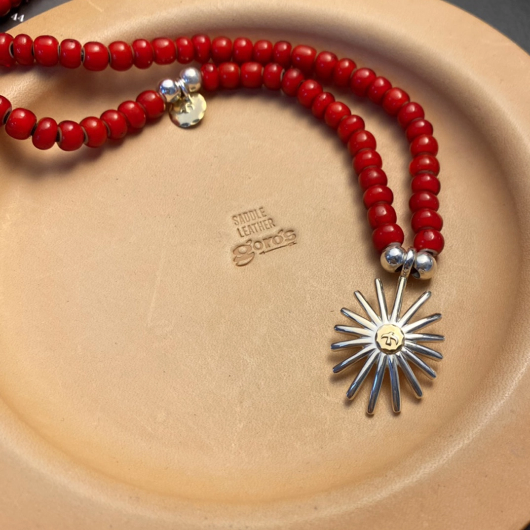 Goros Japanese Sea ​​Urchin Necklace - High-End Fashion