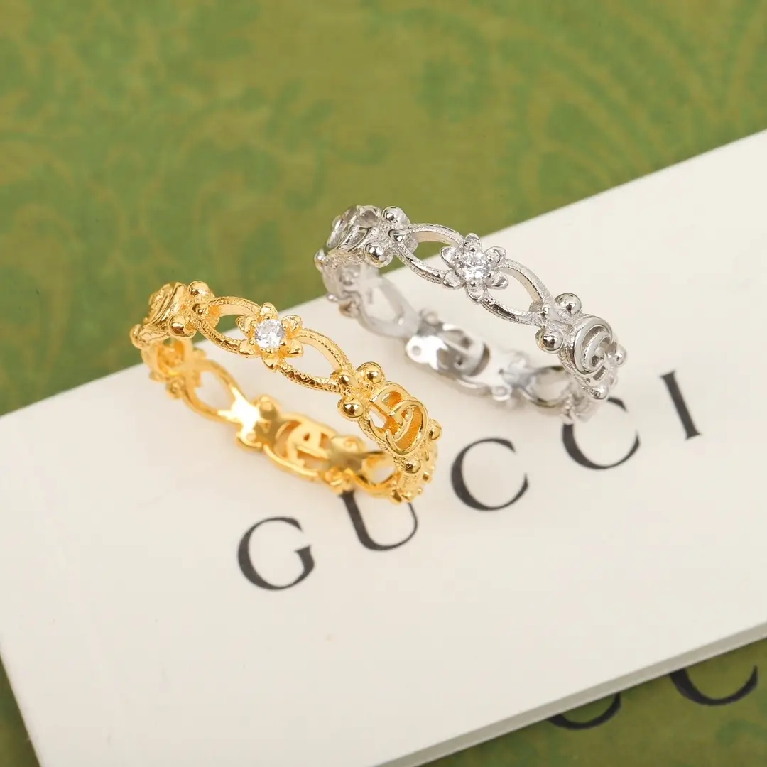 Gucci Flora Ring - High-Fashion Nature Fusion