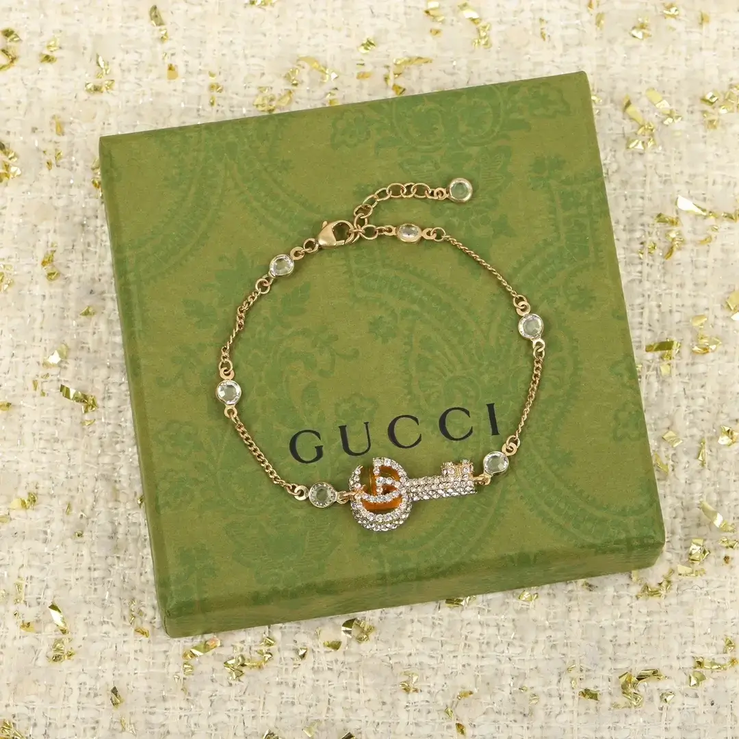 Double G Gucci Key Bracelet - Timeless Classic Luxury